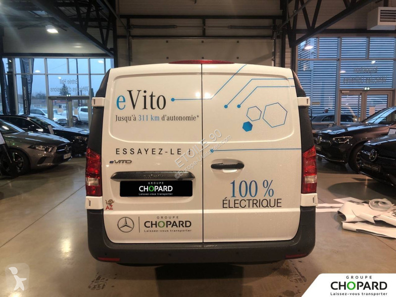 عربة نفعية Mercedes EVITO FOURGON 60 KWH LONG FWD