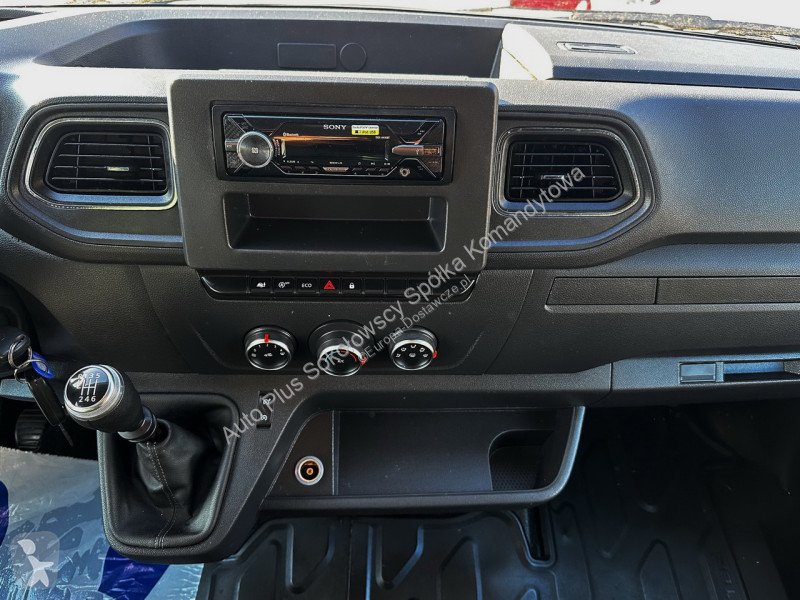 عربة نفعية Renault  MASTER