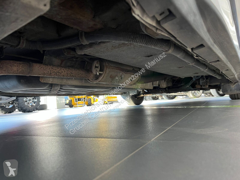 Лекотоварен автомобил Ford Transit 2.2 / 1...