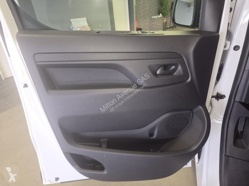 Véhicule utilitaire Opel VIVARO M 2.0 BlueHDi -...