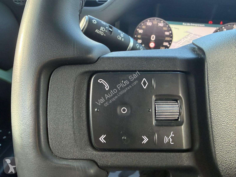 Samochód dostawczy Land Rover