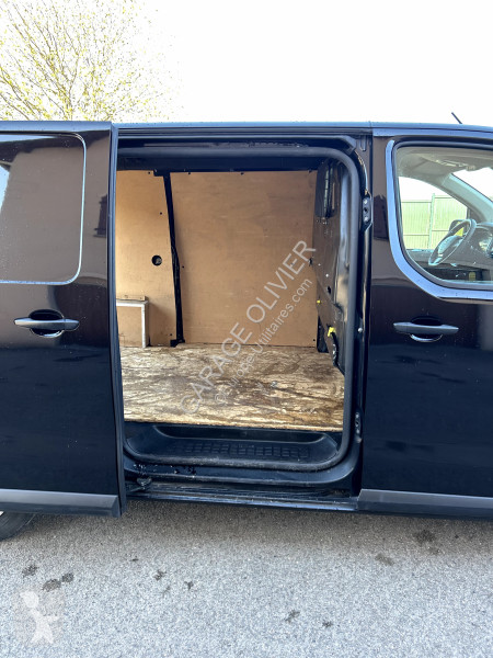 Véhicule utilitaire Toyota Proace Médium 1.5...