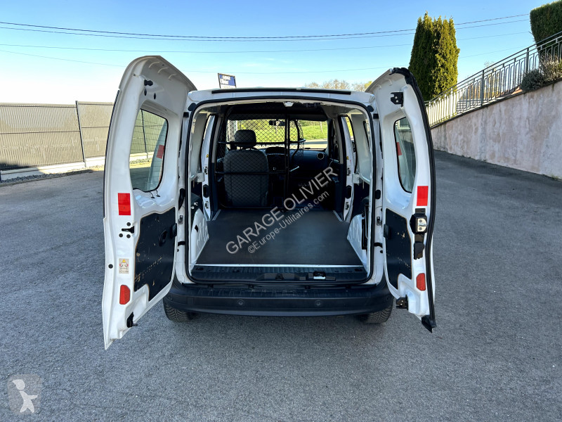 Véhicule utilitaire Renault Maxi Grand Volume...