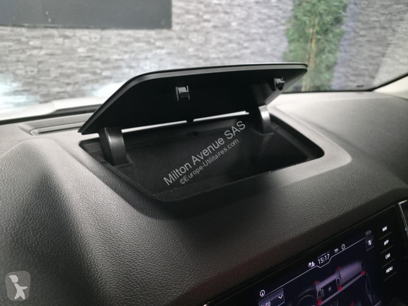 Samochód dostawczy Skoda KAROQ 2.0 TDI SCR -...
