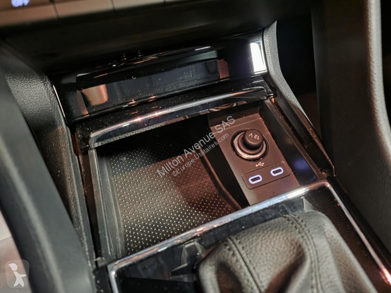 Samochód dostawczy Skoda KAROQ 2.0 TDI SCR -...