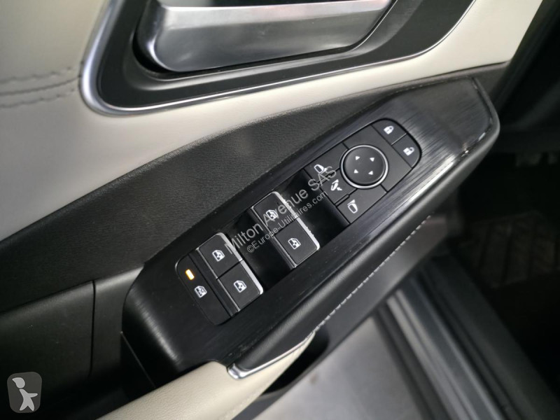 Samochód dostawczy Nissan QASHQAI 1.5 e-Power -...