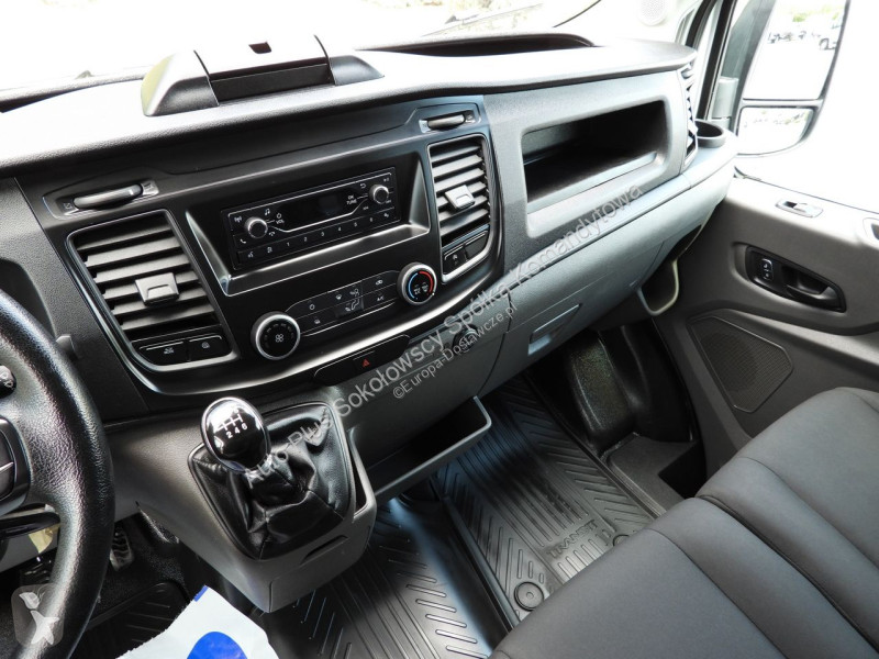 Samochód dostawczy Ford  TRANSIT