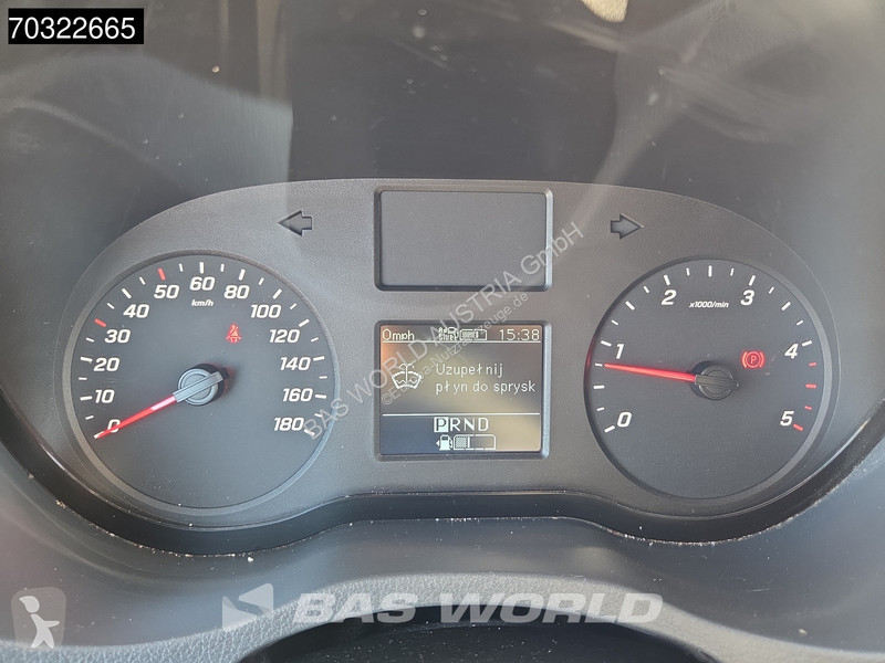 عربة نفعية Mercedes 215 CDI Automatik 150PS...
