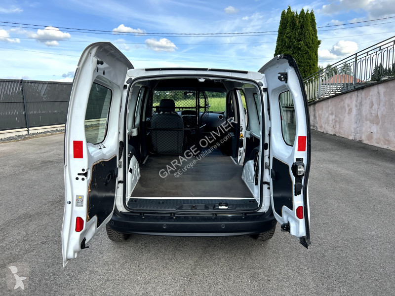 Véhicule utilitaire Renault Maxi Grand Volume...