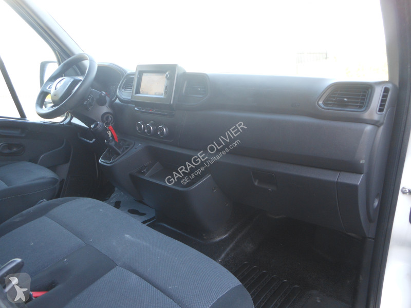 Véhicule utilitaire Renault Châssis Cabine...