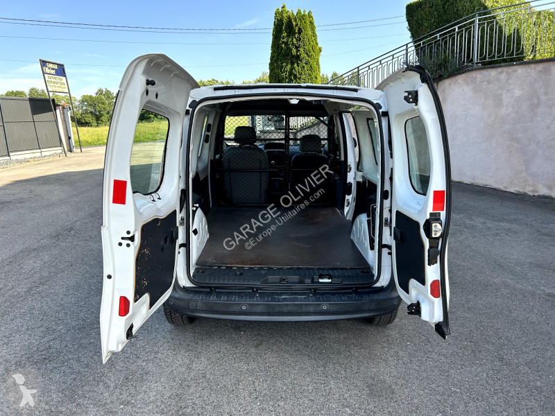 Véhicule utilitaire Renault Maxi Grand Volume...
