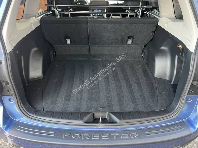 Samochód dostawczy Subaru III 2.0D 147ch 4X4...
