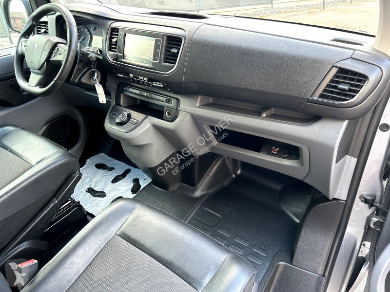 عربة نفعية Peugeot 2.0 Bluehdi 120 Premium Pack...