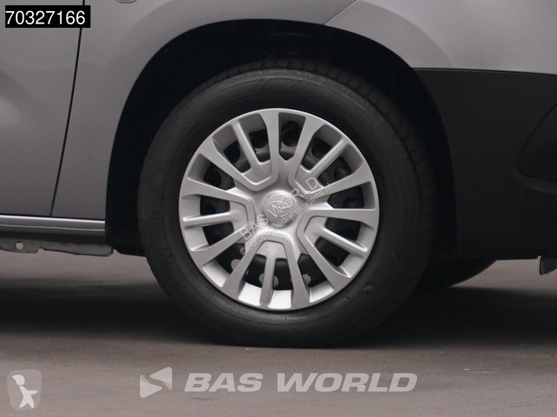عربة نفعية Toyota Benzine L2H1 Navi Airco...