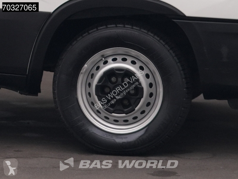 Лекотоварен автомобил Iveco 35S18 3.0L Automaat...