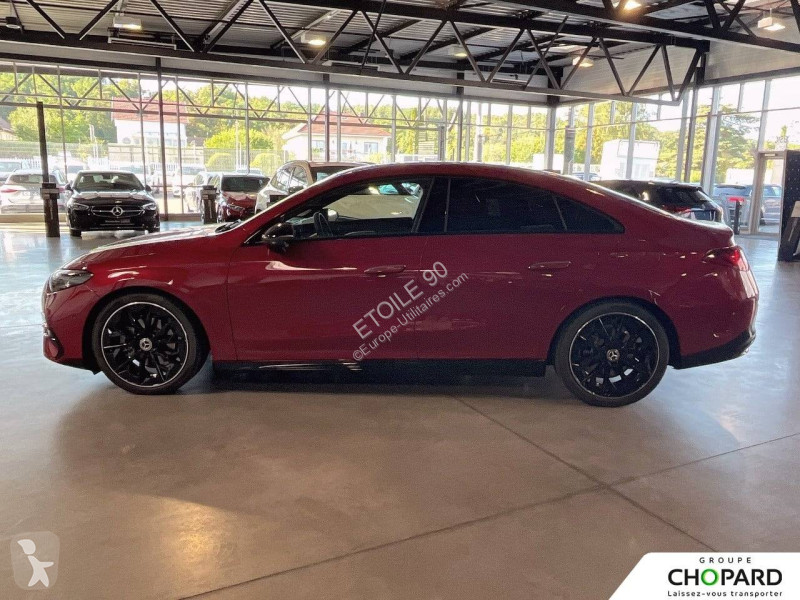 عربة نفعية Mercedes CLA 180 8F-eDCT