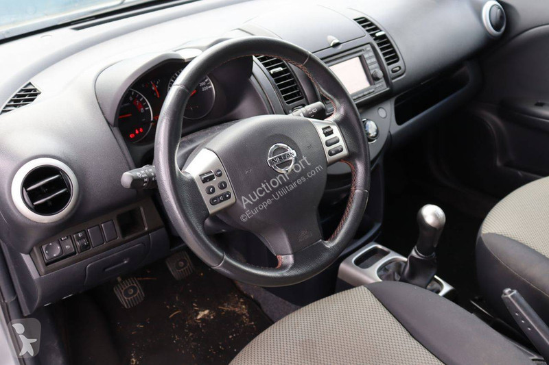 Nyttofordon Nissan