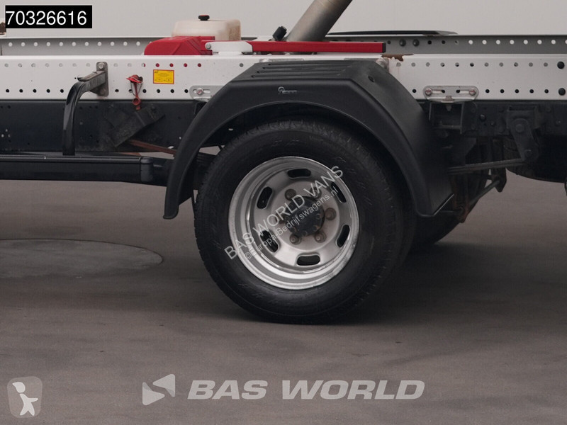 Bedrijfswagen Iveco 35C16 3.0L Kipper met Kist...