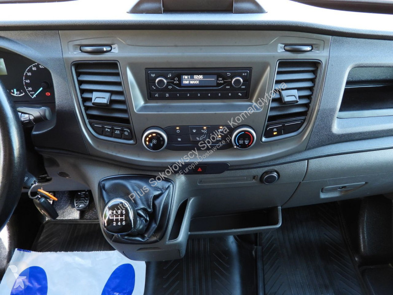 Samochód dostawczy Ford  TRANSIT