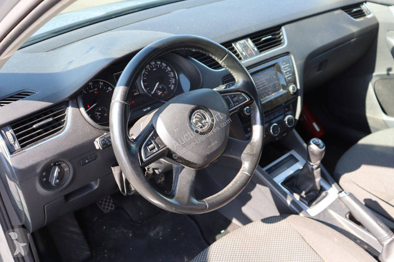 عربة نفعية Skoda