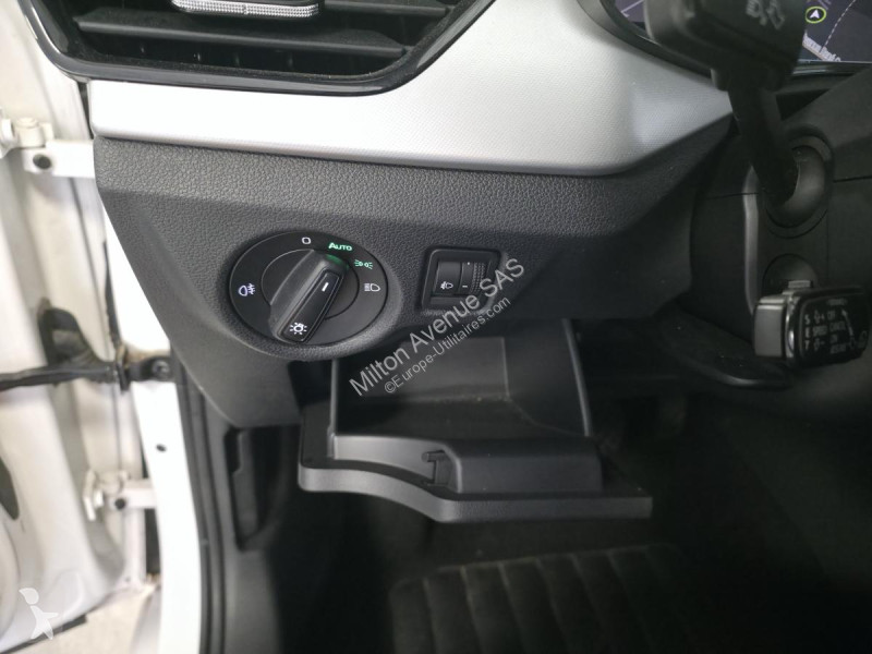 Samochód dostawczy Skoda KAMIQ 1.0 TSI - 95...