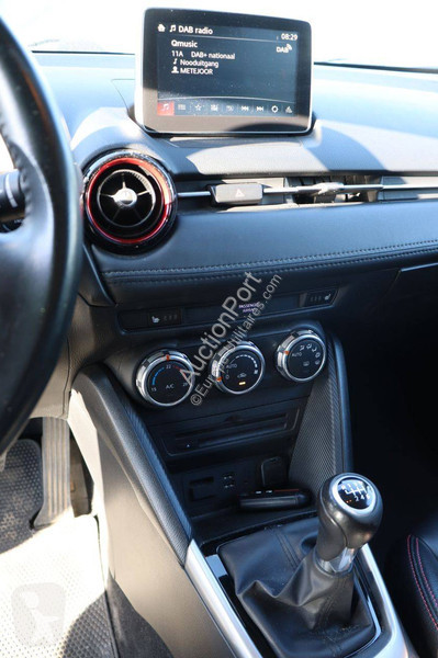 Samochód dostawczy Mazda  CX-3