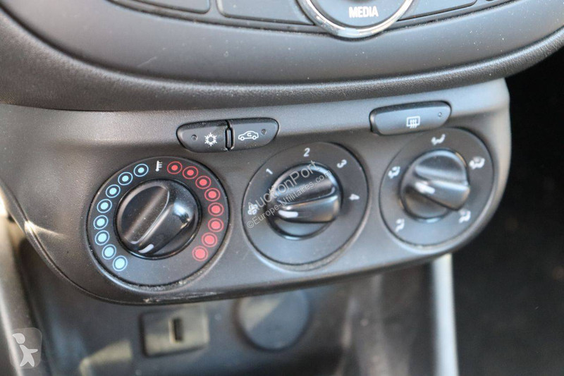 Samochód dostawczy Opel