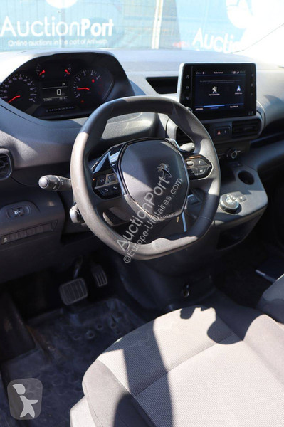 Véhicule utilitaire Peugeot