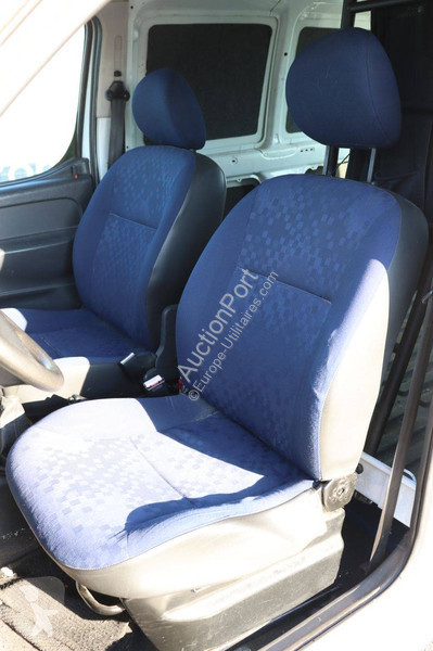 Véhicule utilitaire Peugeot