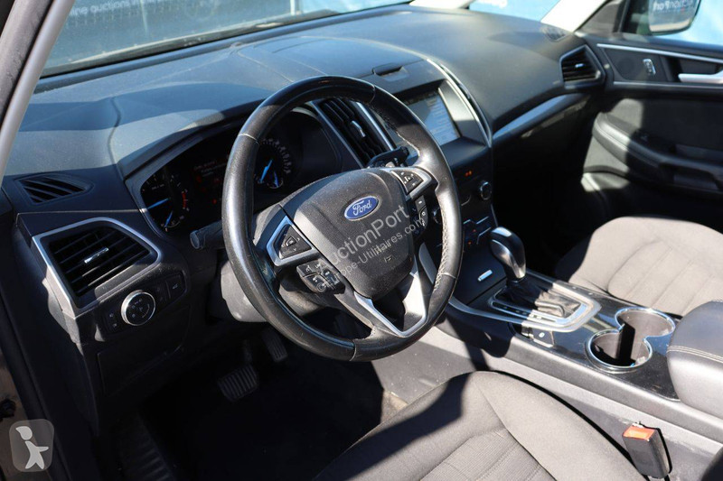 عربة نفعية Ford