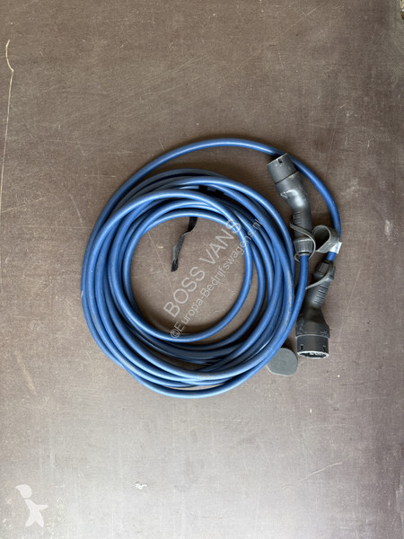 Véhicule utilitaire Ford 68kWh 184PK L4H3...