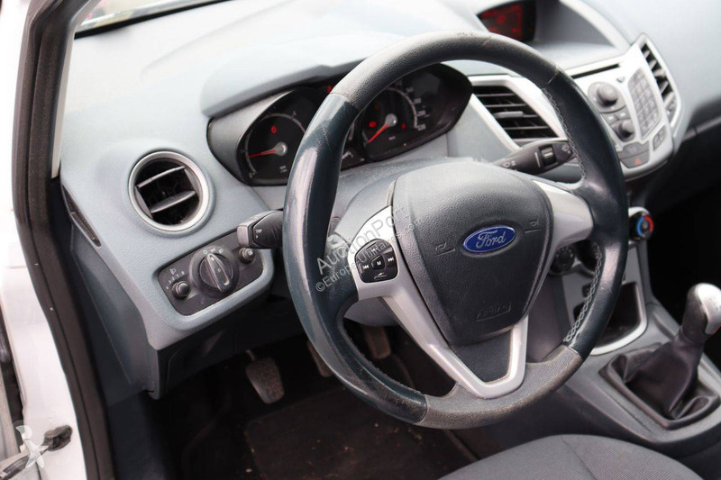 Furgoneta Ford
