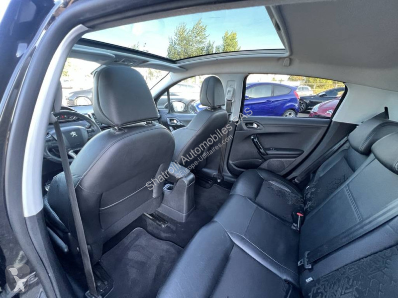 Peugeot 1.6 e-HDi 92ch 5cv Féline 1erMain 5Port...