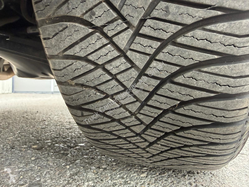 Véhicule utilitaire BMW 118i F21 Advantage 3...