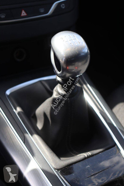 Véhicule utilitaire Peugeot