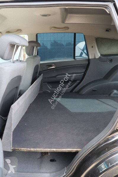 Véhicule utilitaire Ssangyong M200 2WD AUT. HR