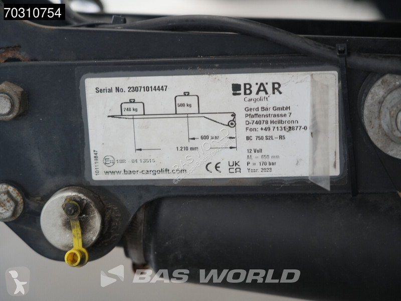 Furgoneta Iveco 35S16 Ladebordwand Automatik...