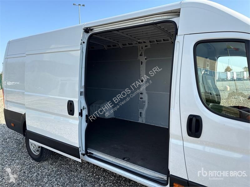 Véhicule utilitaire Opel