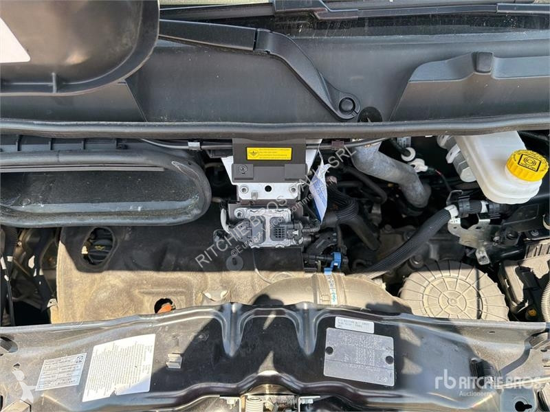 Véhicule utilitaire Opel 2.2 103 KW KA L4H2