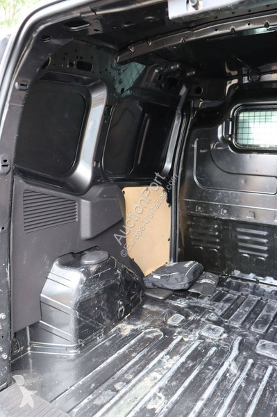 Furgoneta Ford Courier