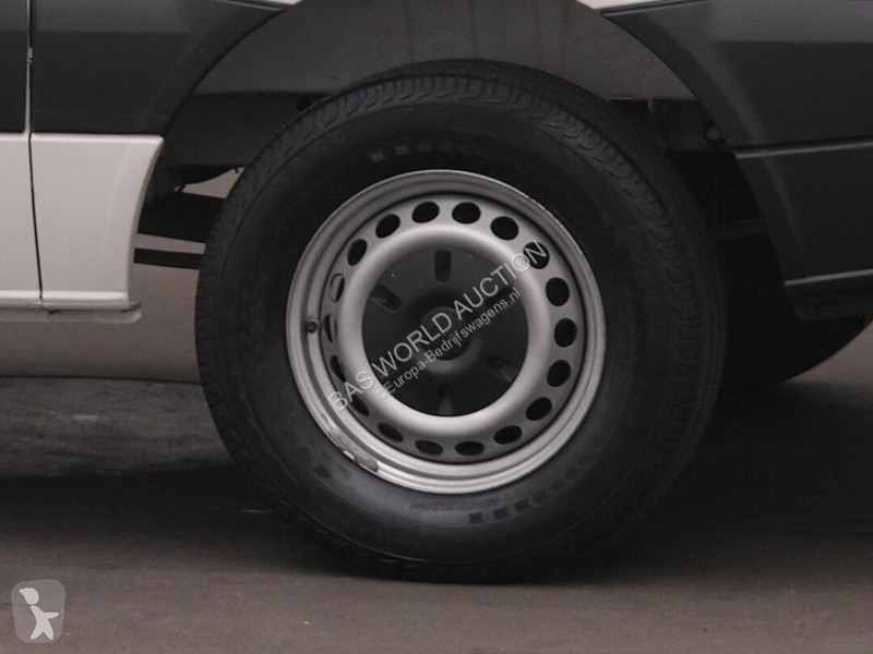 Лекотоварен автомобил Volkswagen 109pk