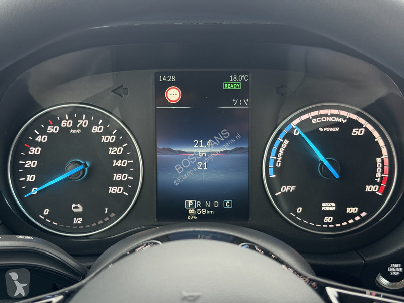 Лекотоварен автомобил Mercedes Pro 51kWh 122PK...