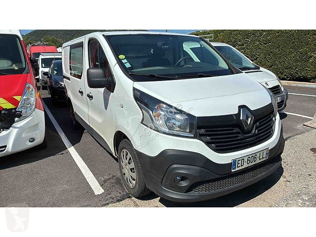 Лекотоварен автомобил Renault TRAFIC