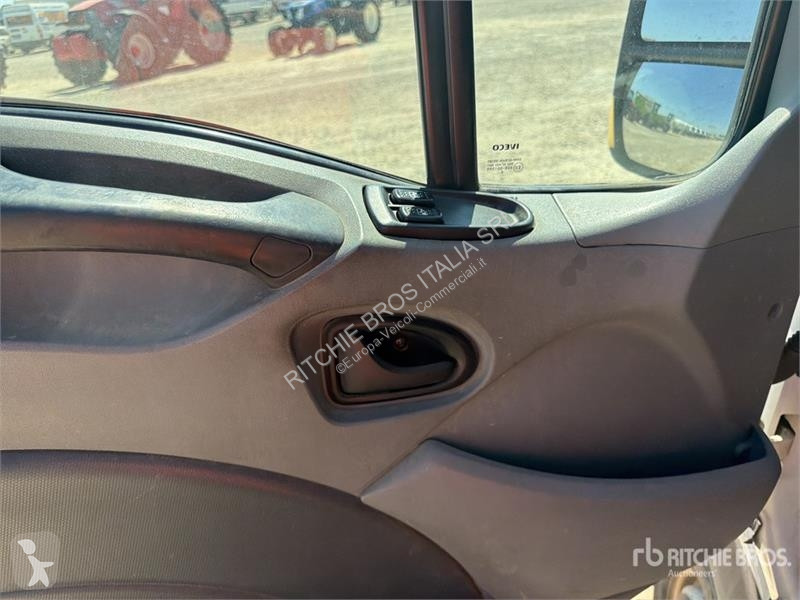 Furgoneta Iveco 35C15 Cargo Van