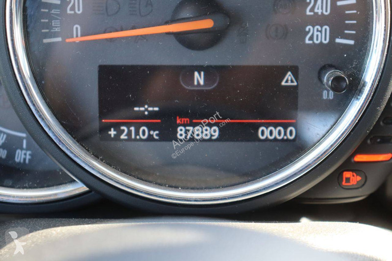 Mini One van