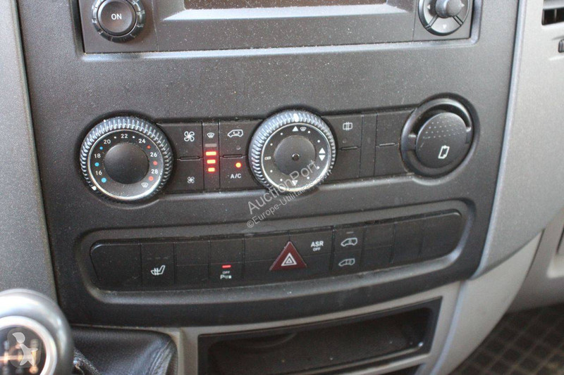 Mercedes 316 CDI van