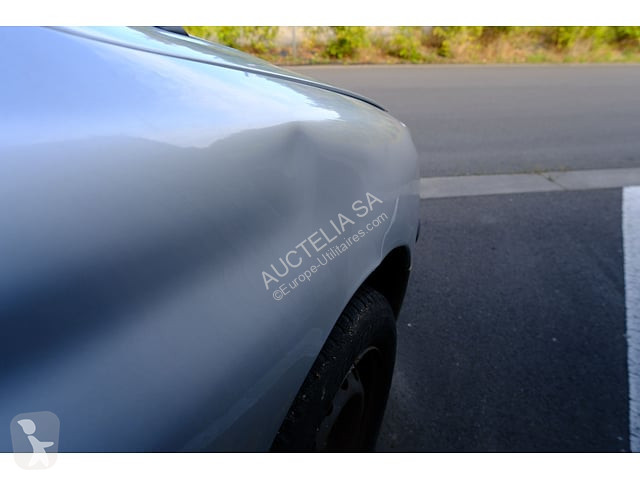 Коммерческий автомобиль Peugeot 208