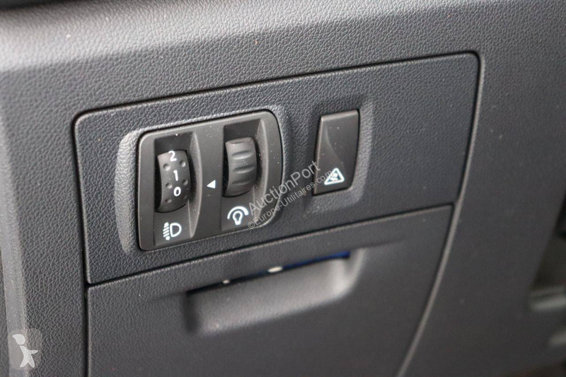 Haszongépjármű Renault  latitude