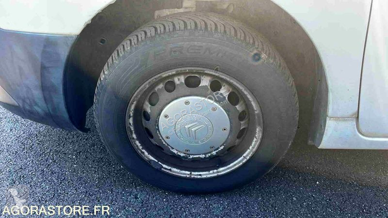 Veículo utilitário Citroën BERLINGO