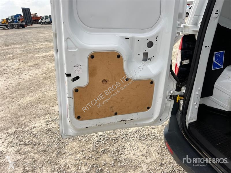 Veículo utilitário Ford Courier Cargo Van